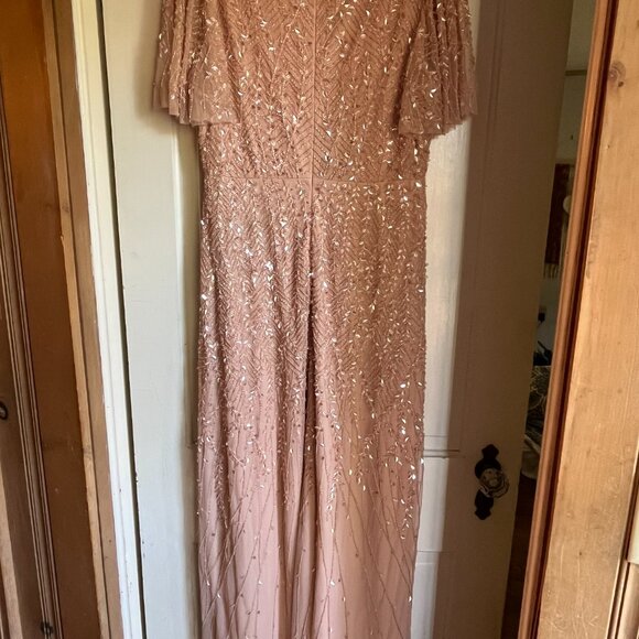 Mac Duggal Beaded Leaves Butterfly Sleeve Gown - Size 10 NOT Altered - worn once - Picture 7 of 8